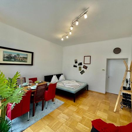 Nice Apartment Close To City Center Wien Exterior foto